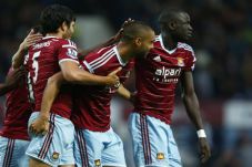 The Hammers Hantam Liverpool