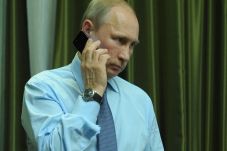 Putin Tak Terima AS...