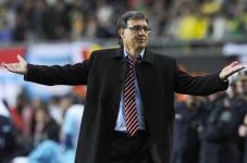 Tata Martino: Kerja...