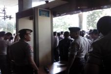 Amankan Sidang Vonis...