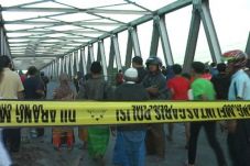 Jembatan Comal Baru...