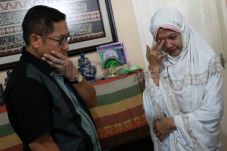 Hadirkan Fakta yang...