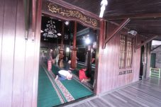 Masjid Keramat Al Wahab...