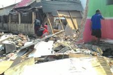 Dibongkar petugas, Warga...