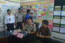 Rebutan Lahan Parkir,...