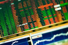 Suspensi Dibuka, Saham...