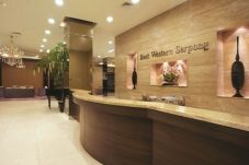 Ubah Hoky, Best Western...