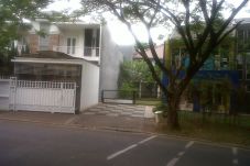 Rumah yang Didatangi...