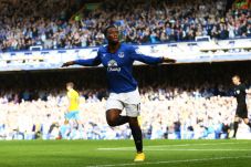 Lukaku Pede Kalahkan...
