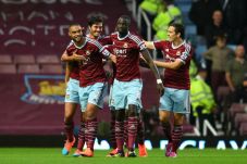 West Ham On Fire Sambangi...
