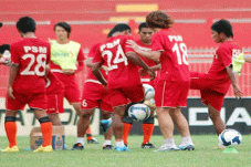 Rahmat Striker Cepat...