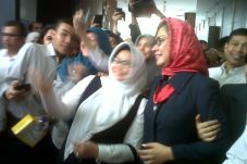 Karen Agustiawan Selfie...