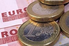 Inflasi di Zona Euro...