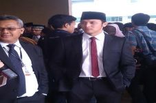 Moreno: Jangan Lihat...