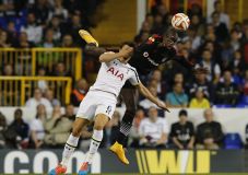Penalti Ba, Paksa Spurs...