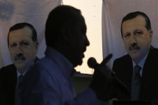 Erdogan Ancam ISIS jika...