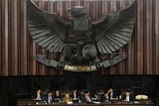 Ketua MPR Harus Bersih...