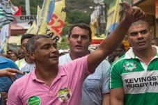 Romario Menang Pemilu...