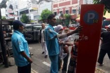 Parkir Meter di Jalan...