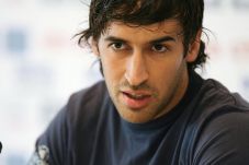 Raul Gabung Cosmos Tahun...