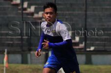 Apes, Dua Pemain Persib...
