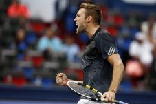 Sock Kejutkan Nishikori