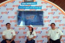 BOLT! Gunakan Teknologi...
