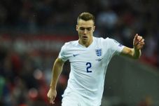 Chambers Nikmati Debut...