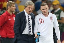 Jangan Buat Rooney Tertekan