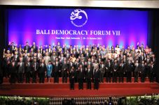 Di BDF, Banyak Delegasi...