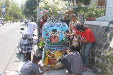 Ratusan Pelajar Kulon...