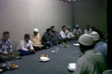 Teman Mayang Meneteskan...