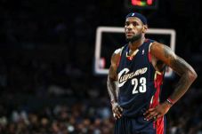 LeBron James Ragu Ikut...