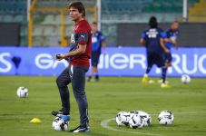 Pertajam Serangan, Conte...