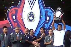 Makassar Tuan Rumah...