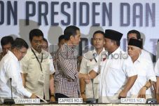 Prabowo Minta Jokowi...