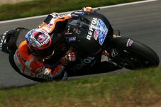 Casey Stoner Kembali...