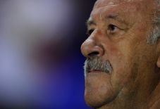 Del Bosque Mundur Usai...