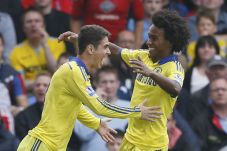 Azpilicueta Diusir Keluar,...