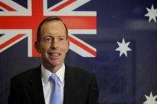 Abbott Merasa Terhormat...