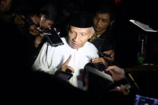 Alasan Keluarga, Amien...