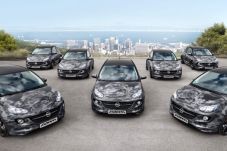 7 Mobil Opel Bryan Adams...