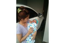 Ibu Cantik Ini Adopsi...