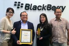 BlackBerry Z3 Raih FORSEL...