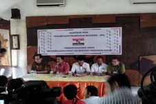Jokowi-JK Diminta Tegakkan...