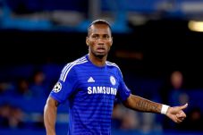 Drogba Sambut Peluang...