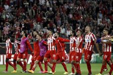 Pecundangi Juara Spanyol-Italia,...