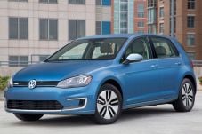 VW e-Golf Mobil Listrik...