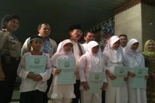 50 Anak Yatim Dapat...