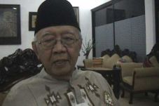 Gus Sholah Minta Jokowi...